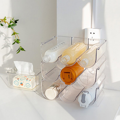 Держатель бутылки с водой вина бункеров холодильника пластиковый стоит Stackable