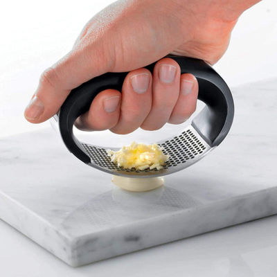 Поставки кухни коромысла прессы чеснока дробилки и Peeler Mincer чеснока нержавеющей стали
