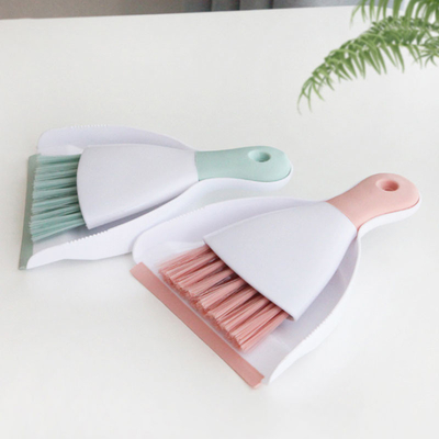 Щетка детей пластиковые мини и набор Dustpan для клавиатуры и автомобиля стола софы пола