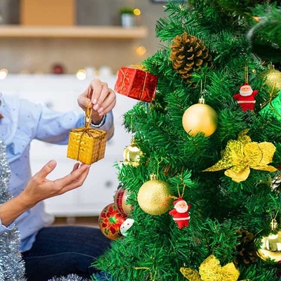Подарочная коробка фольги дерева Xmas мини орнаментирует вися украшения