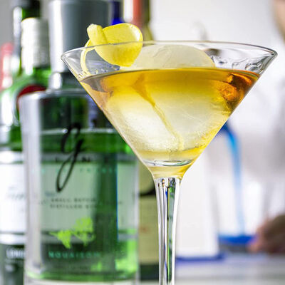 Большая круглая прессформа подноса куба льда сферы силикона создателя шарика льда для коктейлей вискиа